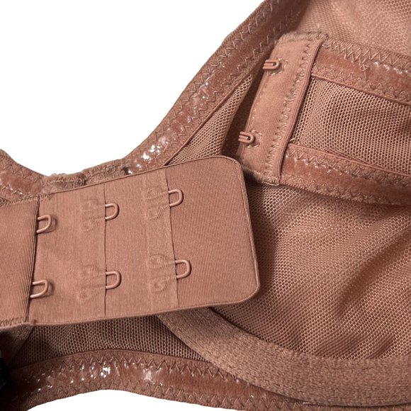 SKIMS Ultra Fine Mesh Strapless Bra Underwire Convertible 32A Rose Clay - Picture 7 of 11